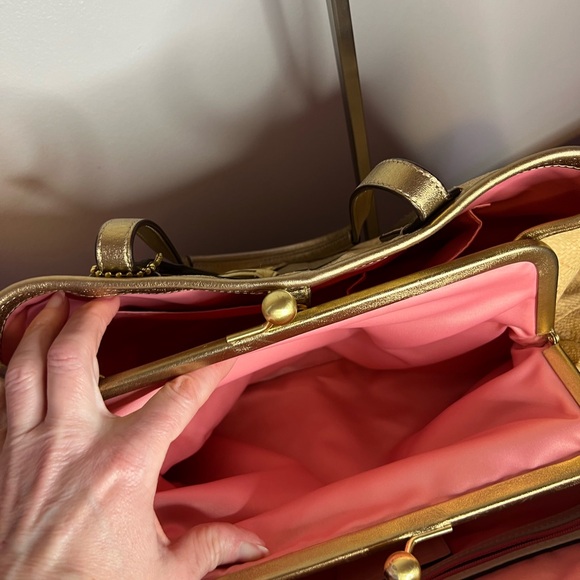 Coach Hamptons Archive 10th Anniversary straw floral carryall - Picture 14 of 15